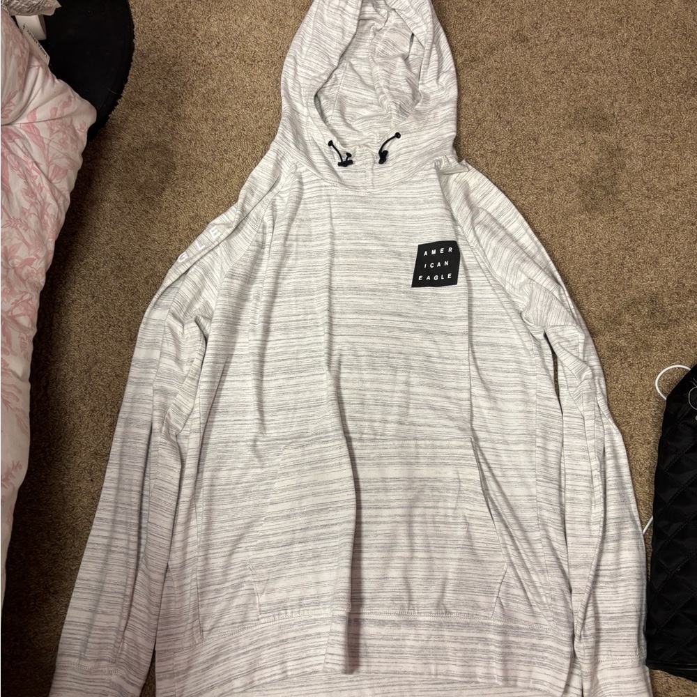 American Eagle Light Gray Patterned Hoodie